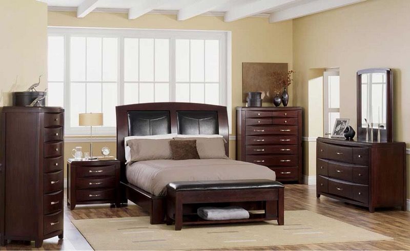 Casana Rodea 7pc King Bedroom Set