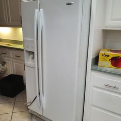 whirlpool Refrigerator 