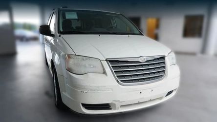 2010 Chrysler Town & Country