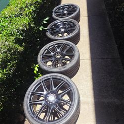 𝐁𝐥𝐚𝐜𝐤 Rims