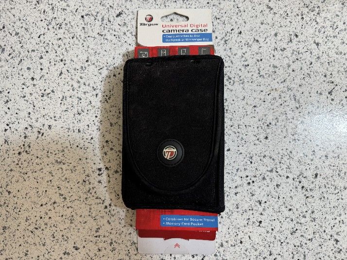Targus Universal Camera Case - Brand New