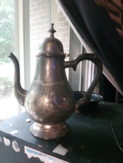 Tea pot