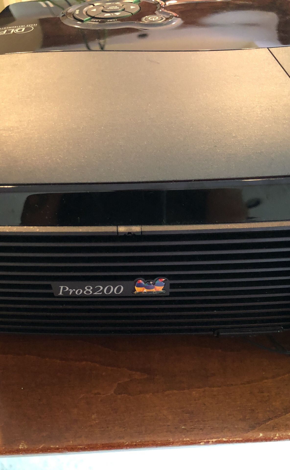 View sonic projector pro8200