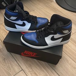 Air Jordan 1 Retro High OG Royal 