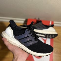 9.5 Ultra Boost Adidas Shoe