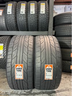 (2) 275/40/20 Nitto