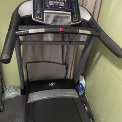 Nordic Track Treadmill C910i for Sale in Winter Hill MA OfferUp