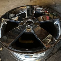 New Genuine OEM factory 18" Pontiac GTO wheel