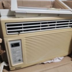 Window A/C Kenmore 