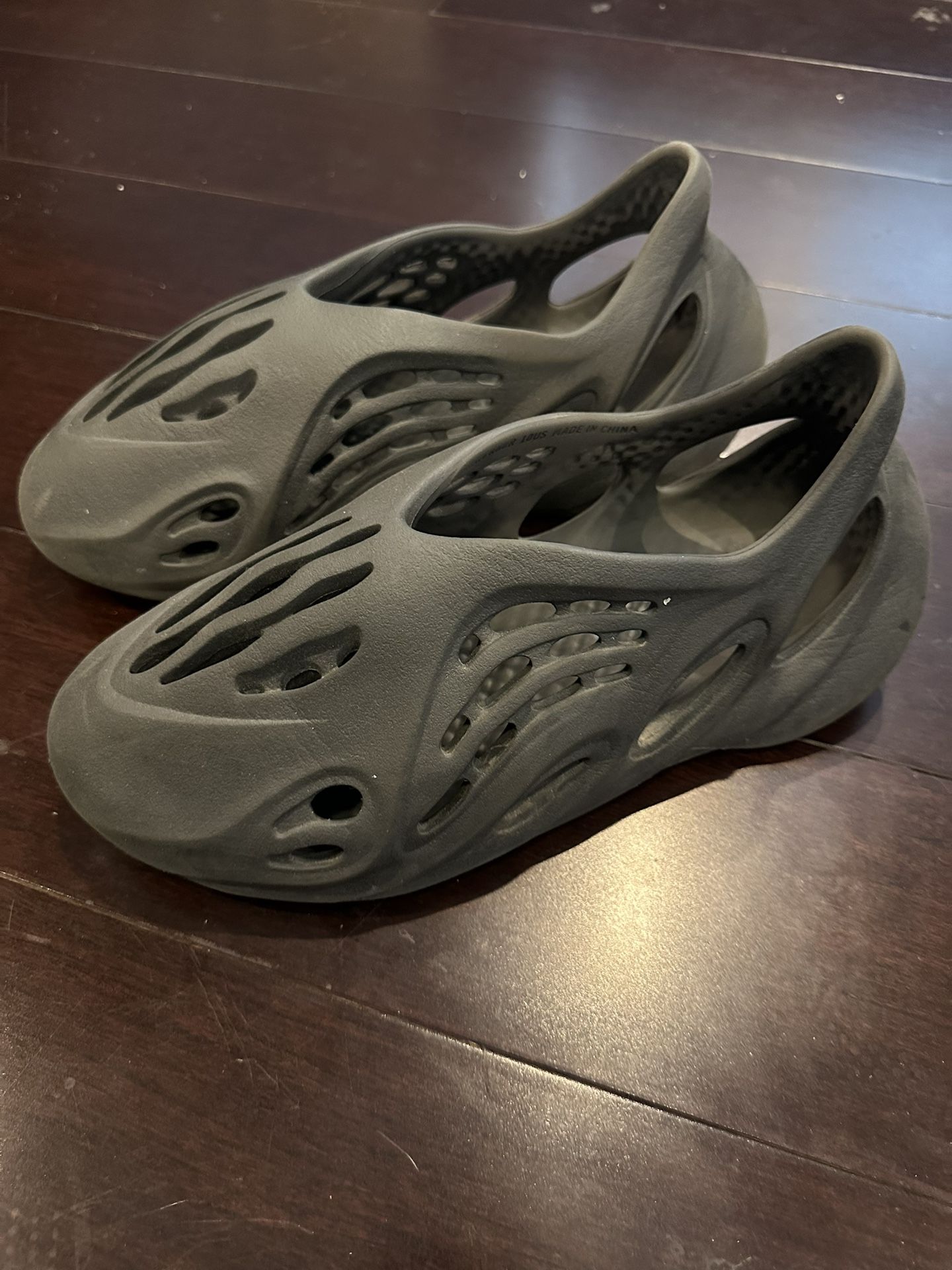 Yeezy Foam Runner Sz 10