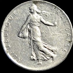 1967 R ITALY - 100 LIRE Coin