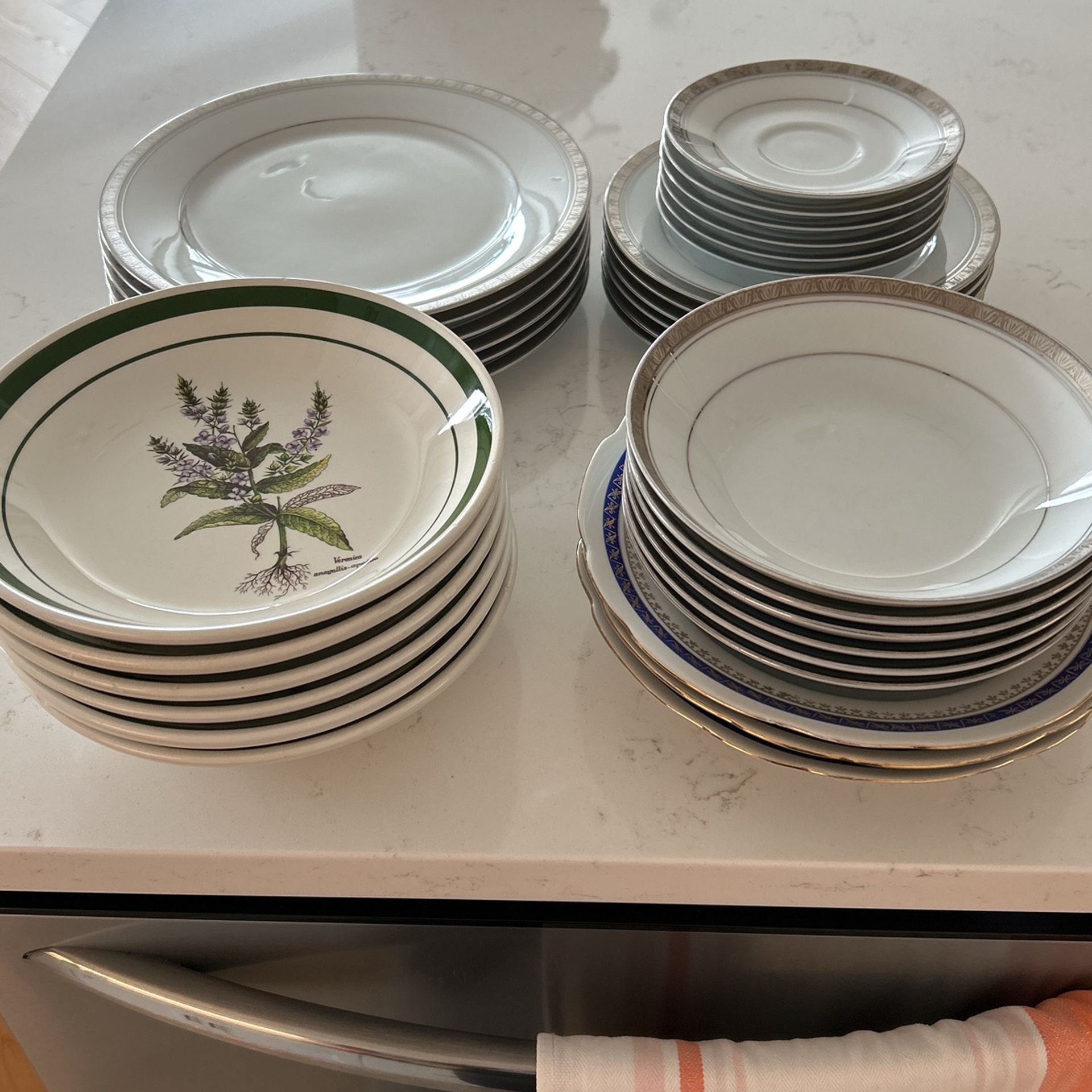 Dinner set for 6 and salad plates for 6