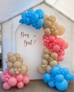 Gender Reveal Balloon Decor