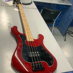 USA Dean Trans Red Hillsboard Bass