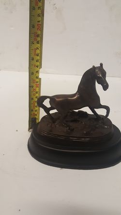 Bronze horse