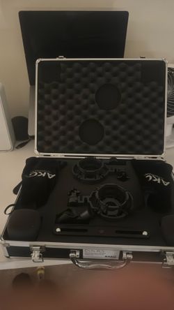 Akg