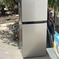 Midea mini  Fridge