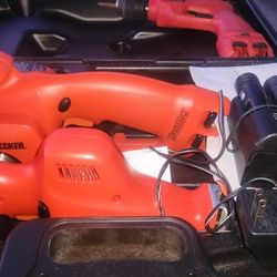 BLACK AND DECKER VERSAPAK TOOL SET WITH DRILL 2 BATTERIES AND CHARGER 4 TOOLS TOTAL. 