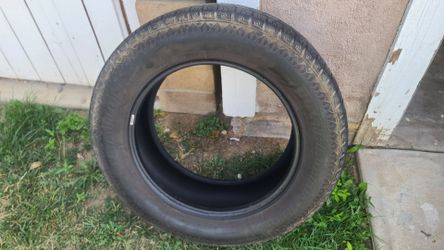 Used tire 275 / 60/ 20