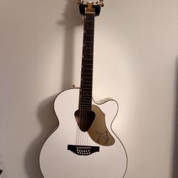 Gretsch Falcon Jumbo 12-String Acoustic Electric – White & Gold – $650