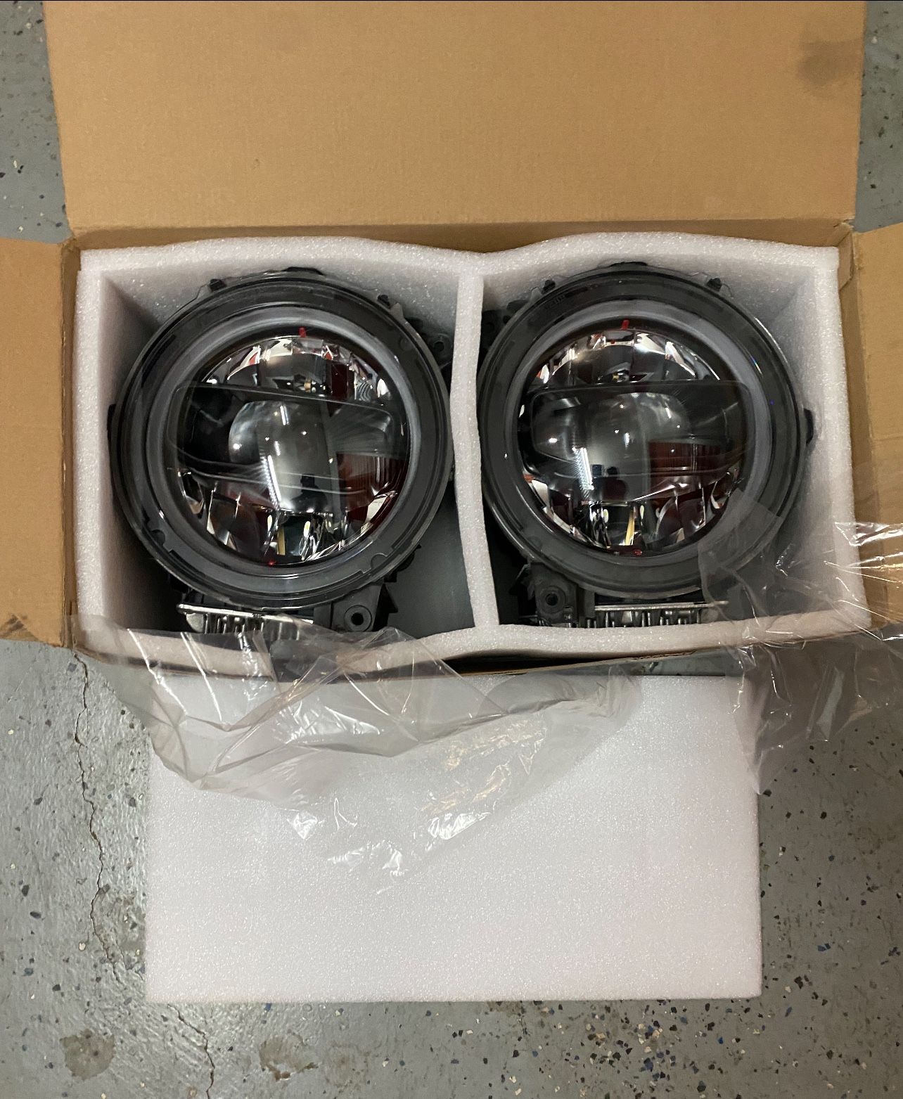 JL Jeep Wrangler OEM LED Headlights