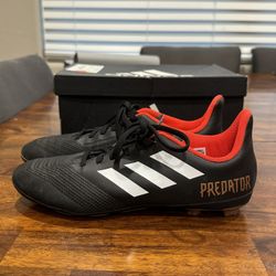 Adidas Size 5.5 Soccer Cleats