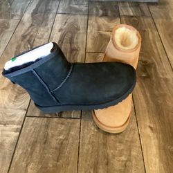 Uggs Big Kids Ultra Mini And Mini Classics Size 13-6 