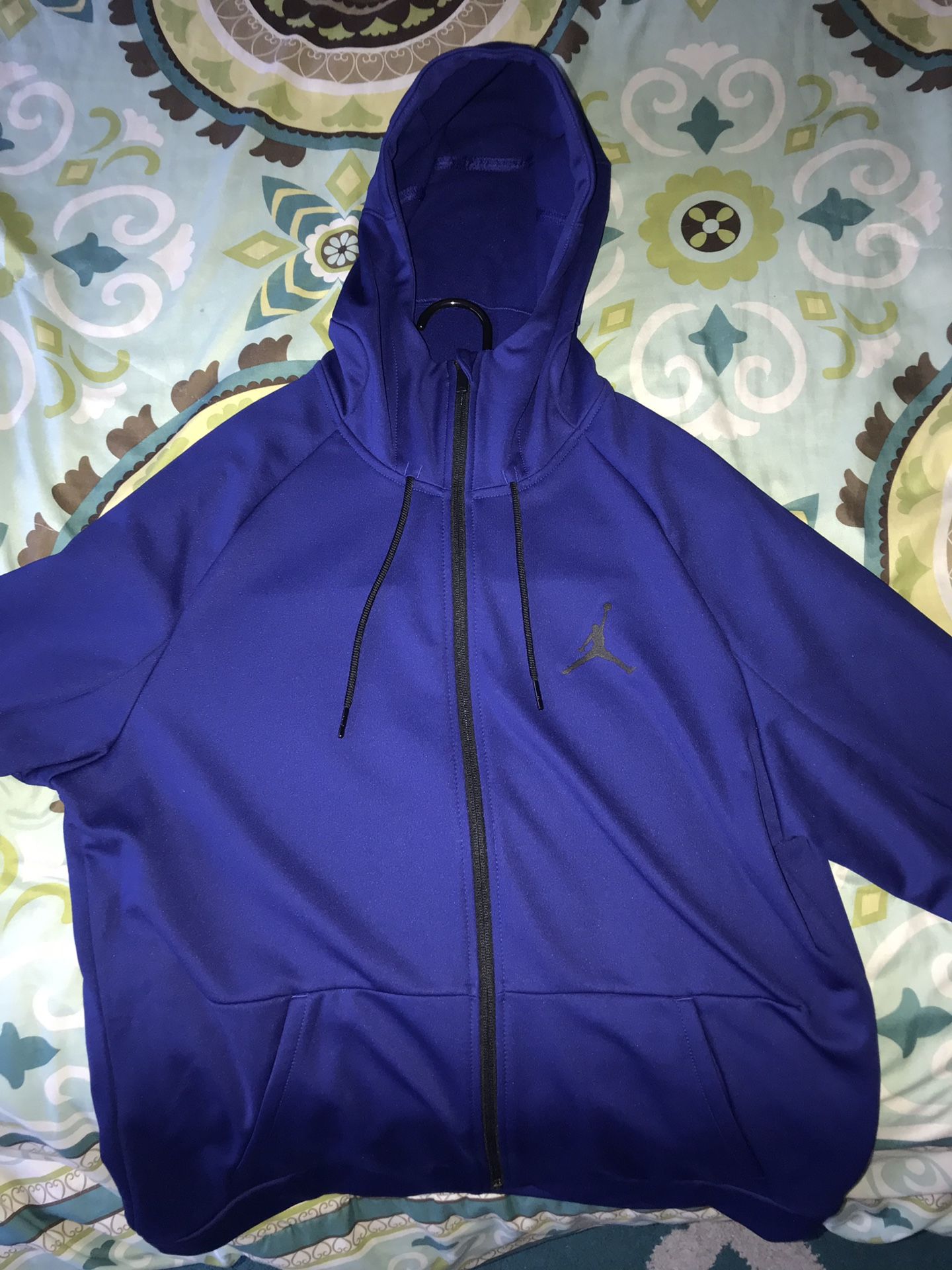 Jordan 23 Therma full zip hoodie w/ shirt (size Men’s Large)