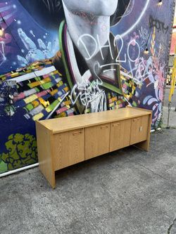 Brown Wood Locking Sideboard wi Keys 1DH6AG $