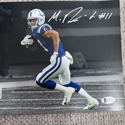 Michael Pittman Jr Signed Indianapolis Colts 8 X 10  Beckett COA Sticker