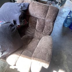 Rocking Recliner