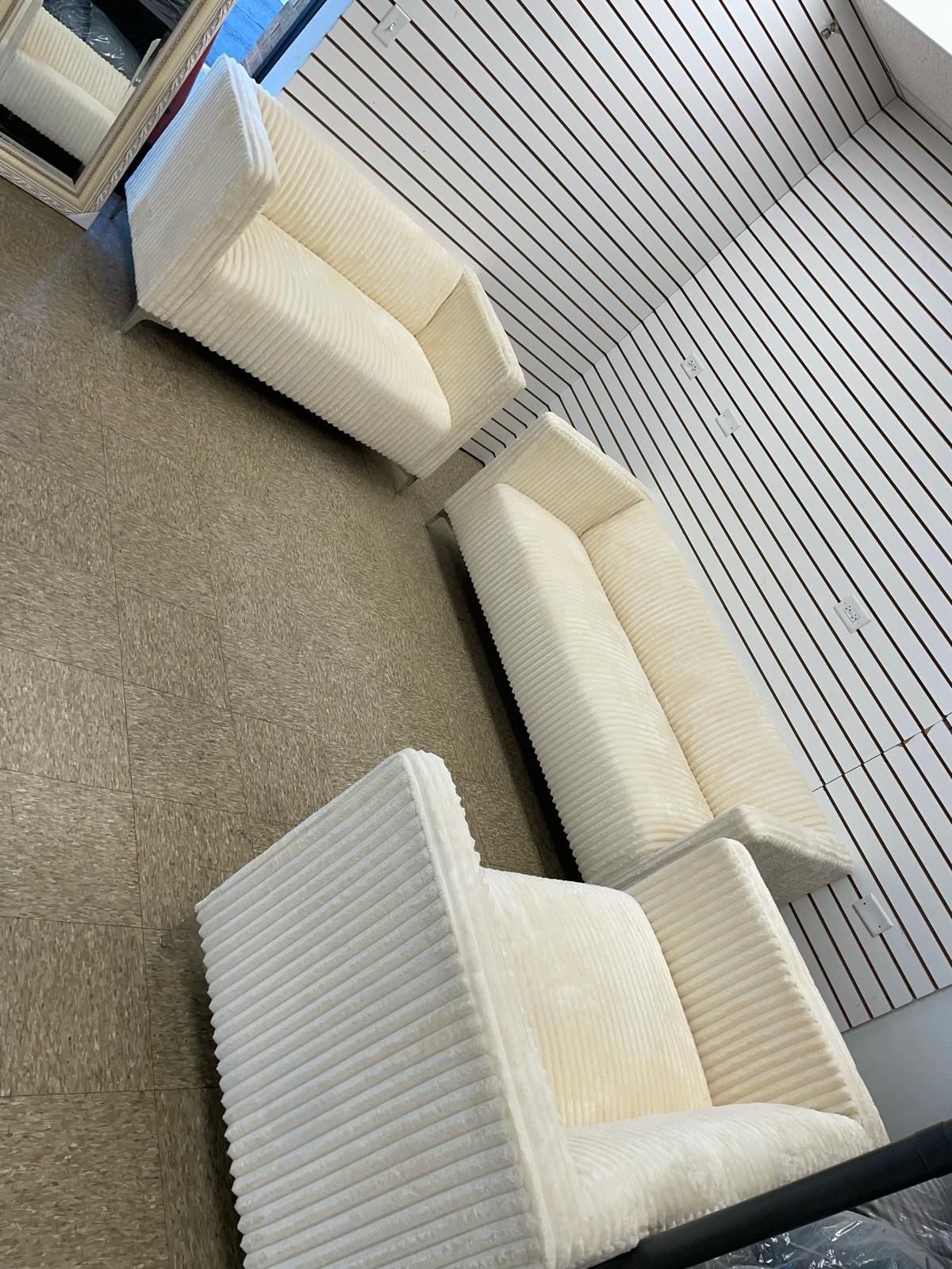 1 Sofa 2 Loveseat Brand New 3 Pieces $600 Only Complete Set