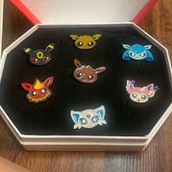 Pokemon Eeveelution Badges/pins