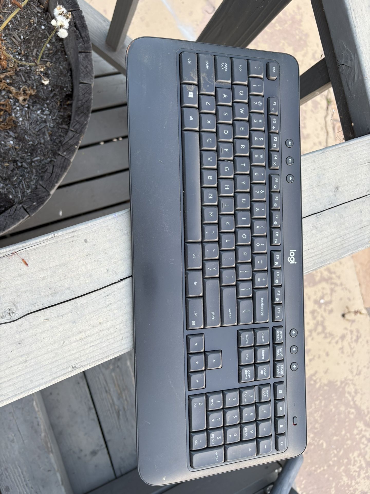 Logi Keyboard 7 Count