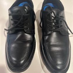 Nordstrom Kids Dress Shoes – Black – Size 3 (Excellent Condition)