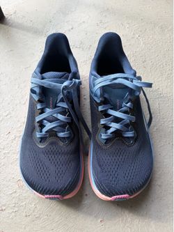 Altra Torrin 8 women size 6
