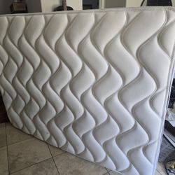 Queen Mattress & Metal Frame