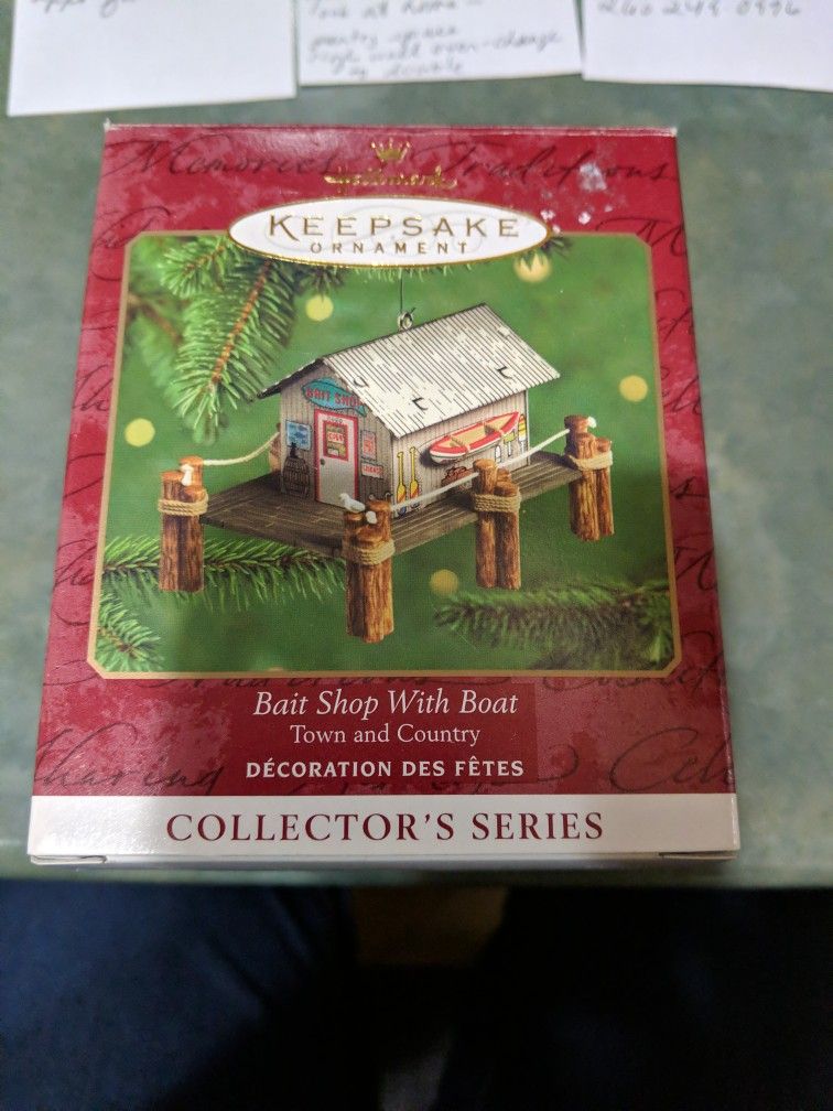 2000 Hallmark BAIT SHOP ORNAMENT