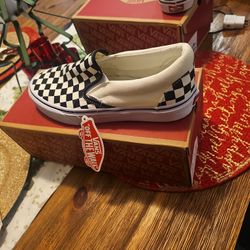 Vans Different Sizes See Pictures 35 Each Or 2x60