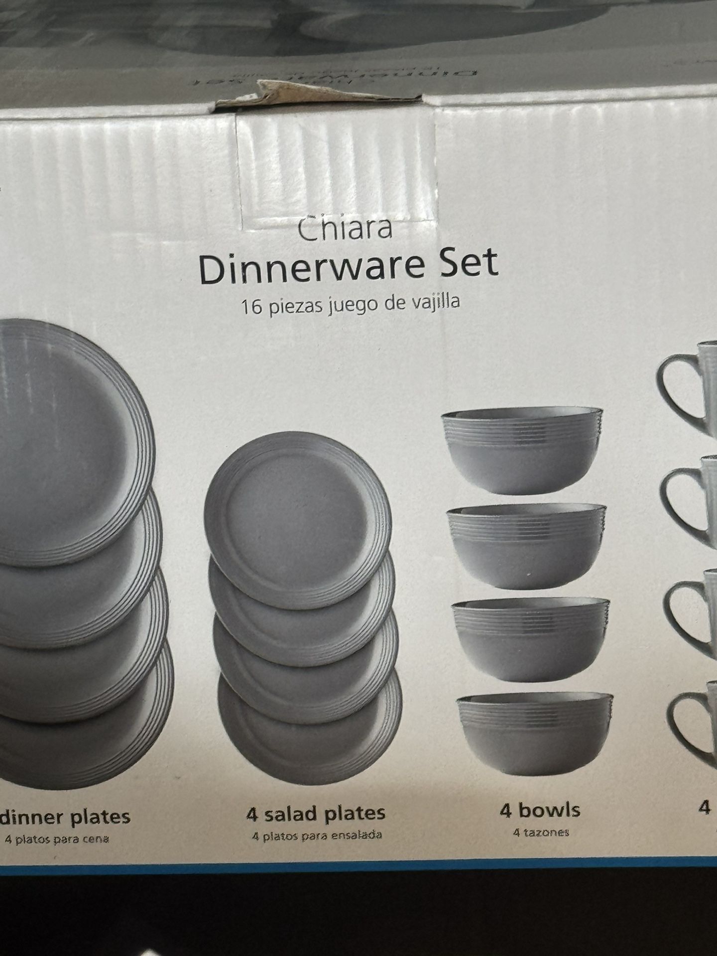 Dishes Set