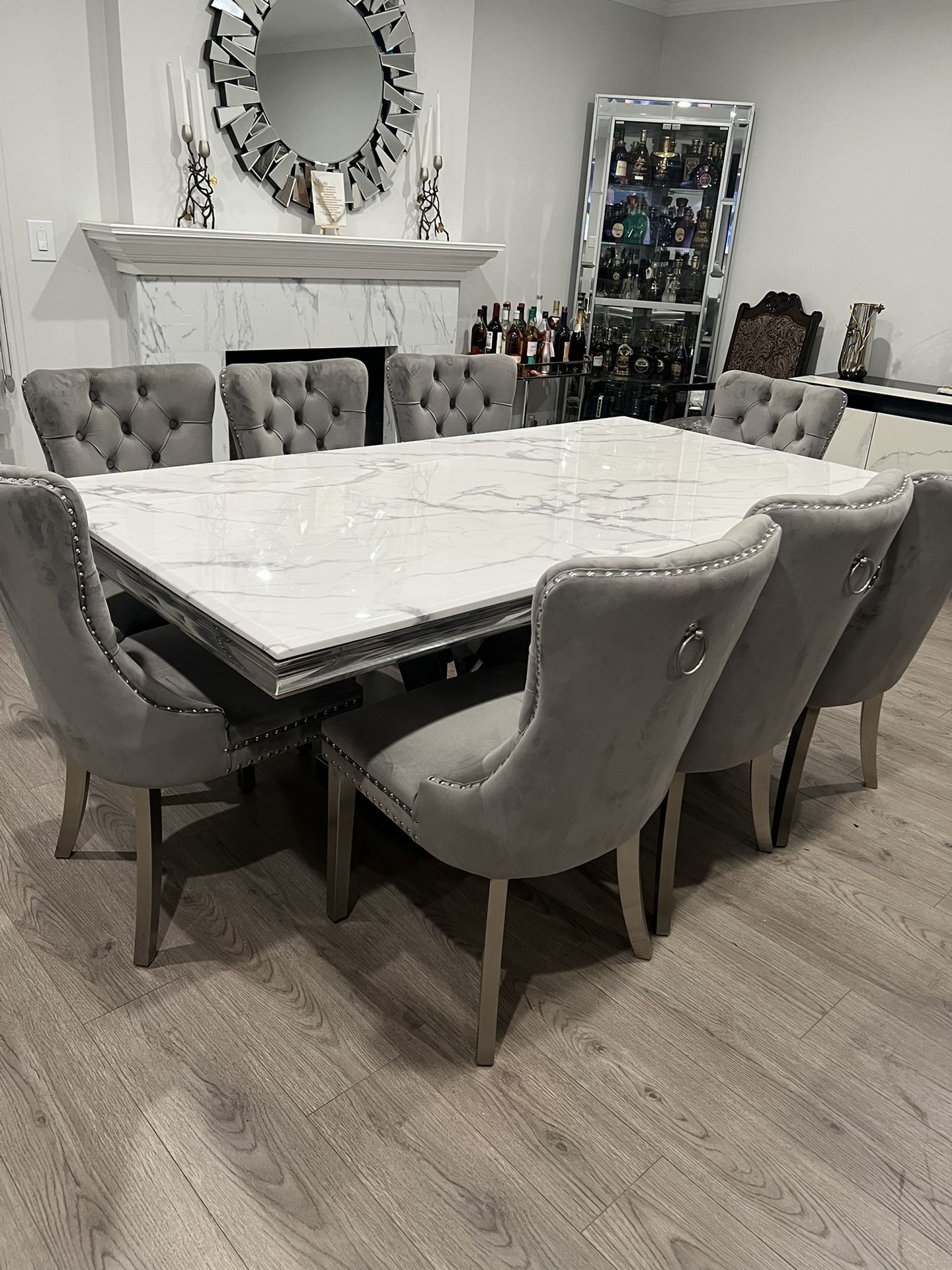 Couch And Dining Table With Chairs 