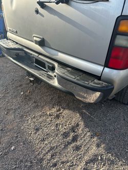 03 Tahoe rear bumper suburban Yukon