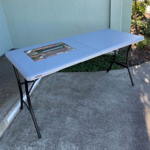Lifetime 5 Foot Rectangle Fold-in-Half Table, Indoor/Outdoor Essential