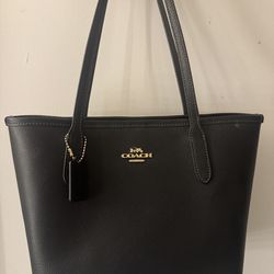Coach city tote in black