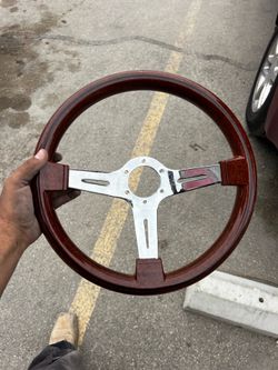 Wood grip steering wheel