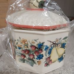 Vintage Avon Sweet Country Harvest 