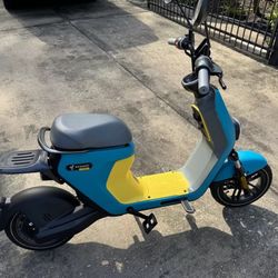 Segway Ninebot eMoped C80