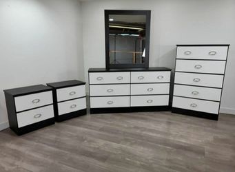 Dresser With Mirror Chest And Two Nightstand // Cómoda Con Espejo Gavetero Y Dos Mesitas De Noche 