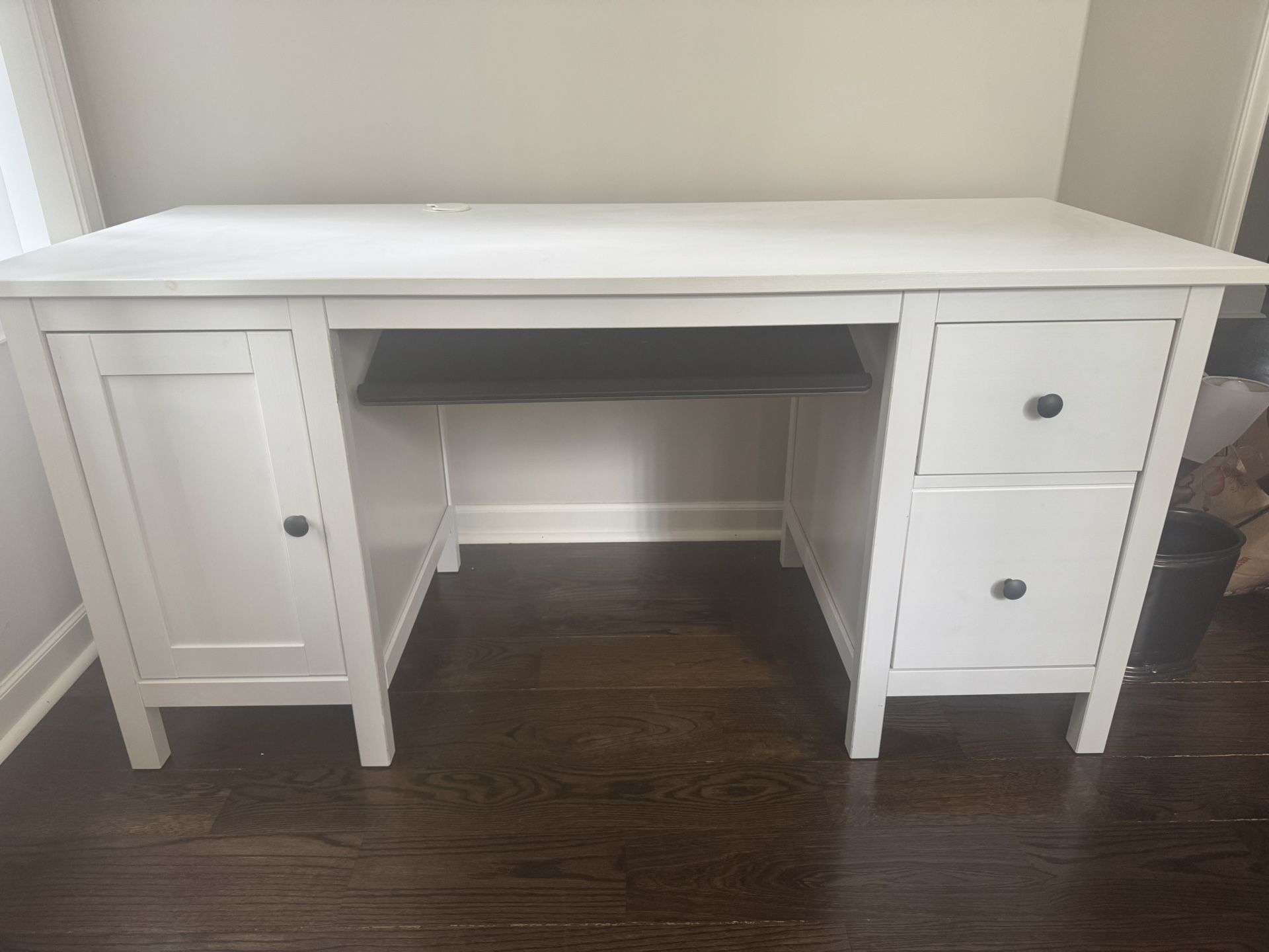 Hemnes Desk - White