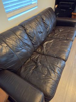 Leather sofa set
